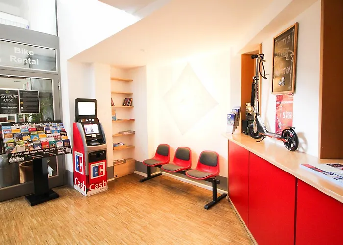 ザ 4 ユー ホステル＆ホテル