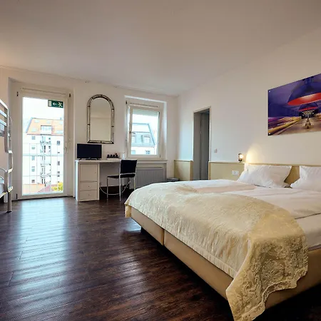 Hostel The 4you & München