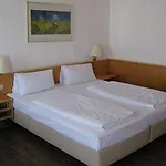 Hostel The 4you Hostel&hotel München