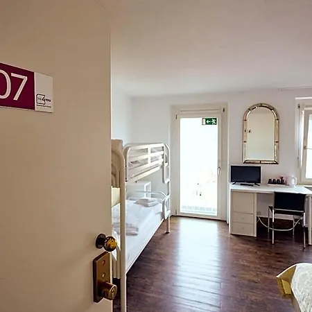 The 4you & Hostel München