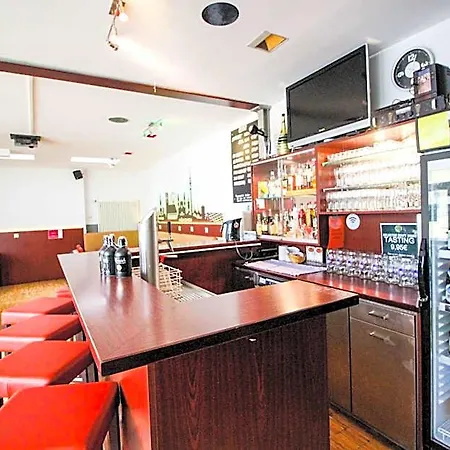 Hostel The 4you & München