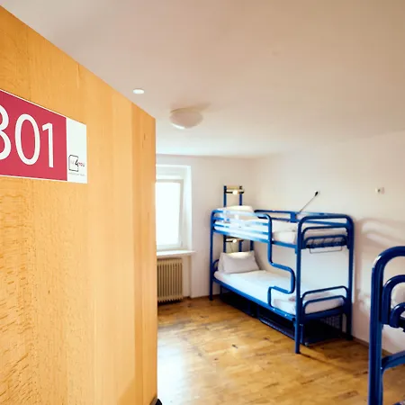 Hostel The 4you & *