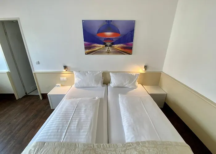 Hostel The 4you & *