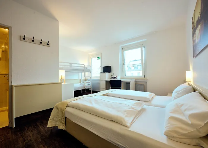 The 4you & Auberge de jeunesse Munich