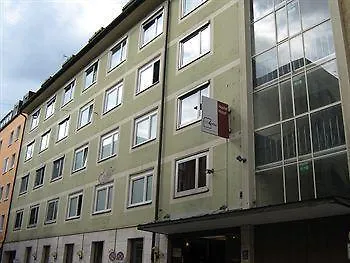 The 4you & Auberge de jeunesse *