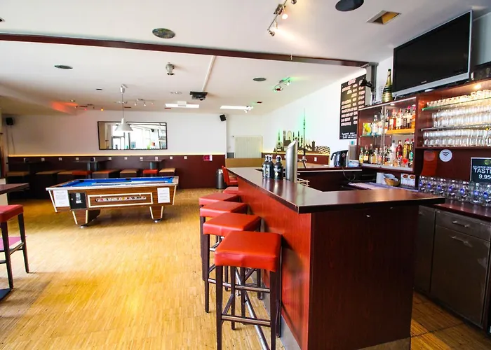 Auberge de jeunesse The 4you & *