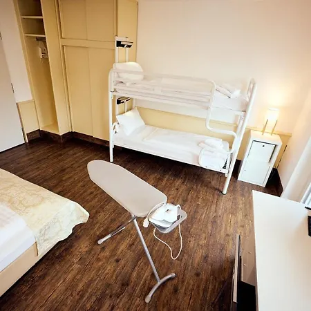 The 4you & Hostel München