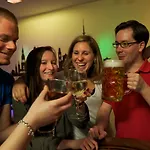 The 4you & Hostal Múnich