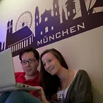 The 4you & Hostal Múnich