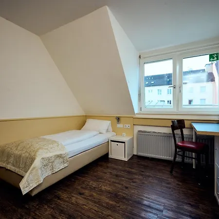 Hostel The 4you & Μόναχο